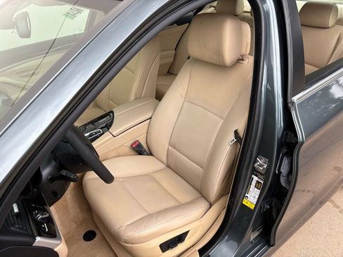 Used 2012 BMW 528i Sedan RWD image 22