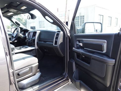 Used 2023 RAM 1500 Warlock AWD/4WD image 30