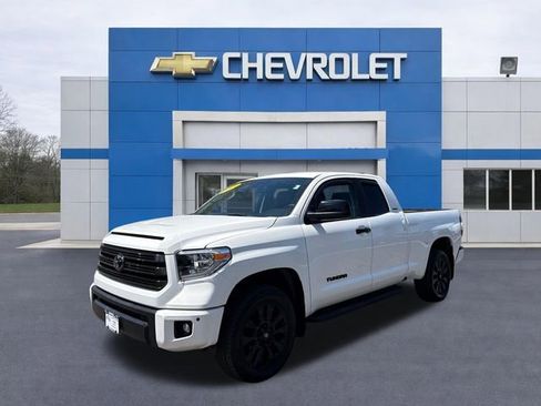Used 2021 Toyota Tundra Limited w/ Nightshade Special Edition AWD/4WD image 3