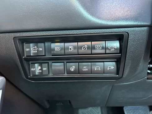 Used 2023 Toyota Tundra Platinum image 25