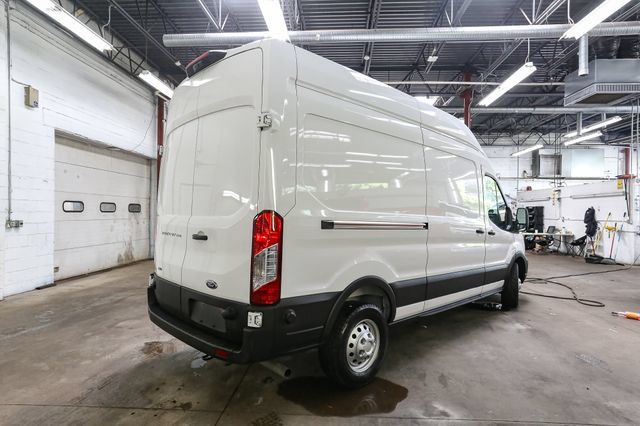Used 2025 Ford Transit 250 148 High Roof AWD image 11