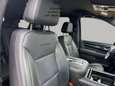 Used 2021 GMC Yukon Denali image 17