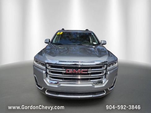 Certified 2023 GMC Acadia SLT FWD image 9