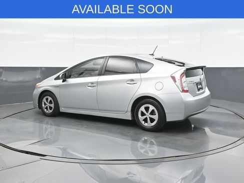 Used 2015 Toyota Prius Four w/ Deluxe Solar Roof Package FWD image 5