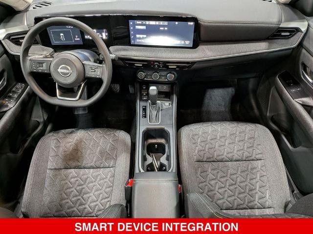 Certified 2025 Nissan Kicks SV w/ SV Premium Package AWD/4WD image 28