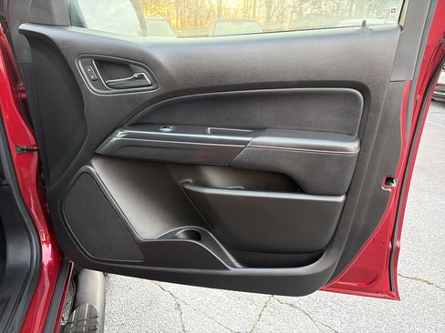 Used 2018 GMC Canyon All Terrain w/ Trailering Package image 14