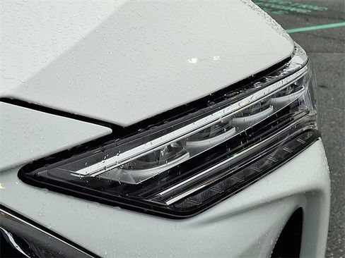 Used 2024 Acura MDX SH-AWD w/ Technology Package image 9