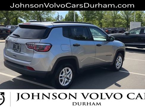 Used 2018 Jeep Compass Sport FWD image 8