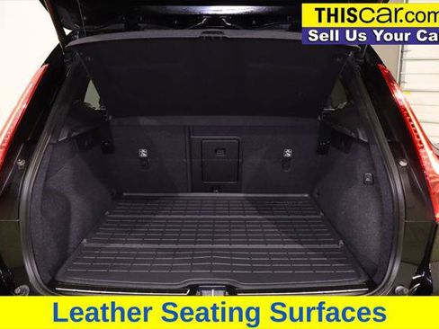 Used 2024 Volvo XC40 B5 Plus w/ Protection Package Premier AWD/4WD image 29