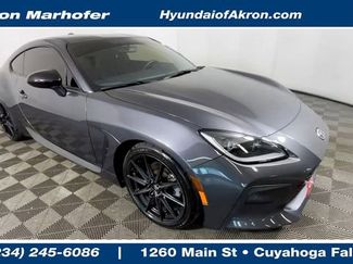 Used 2023 Toyota GR86 Premium w/ ALL Weather Mat Package (TMS) RWD video 1