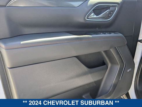 Used 2024 Chevrolet Suburban RST w/ Luxury Package AWD/4WD image 10