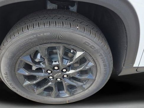 New 2026 Chevrolet Traverse LT w/ Midnight/Sport Edition FWD image 29