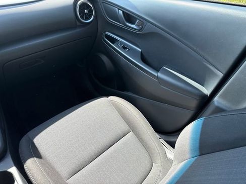 Used 2023 Hyundai Kona SEL FWD image 15