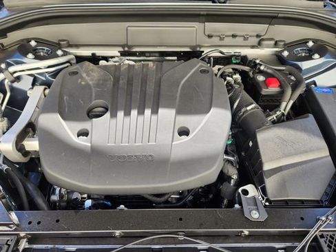 New 2026 Volvo XC60 B5 Ultra w/ Protection Package Premier image 20