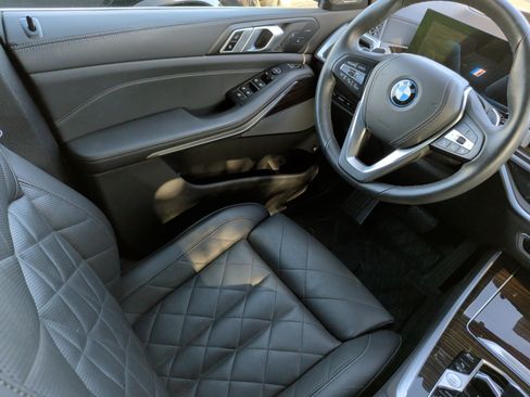 Certified 2024 BMW X5 xDrive50e image 33