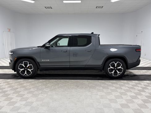 Used 2022 Rivian R1T Adventure AWD/4WD image 2