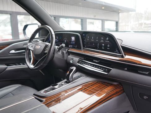 Used 2022 Cadillac Escalade Luxury image 73