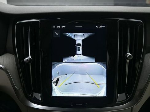 New 2026 Volvo V60 B5 Cross Country Plus w/ Protection Package Premier AWD/4WD image 12