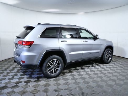 Used 2021 Jeep Grand Cherokee Limited w/ Luxury Group II image 9