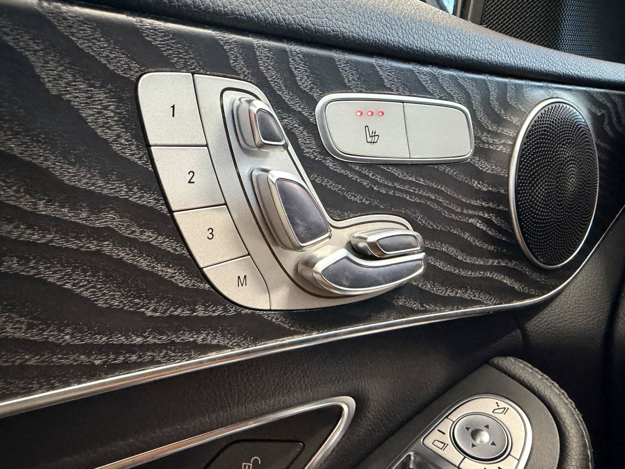 Used 2017 Mercedes-Benz C 300 Sedan image 41