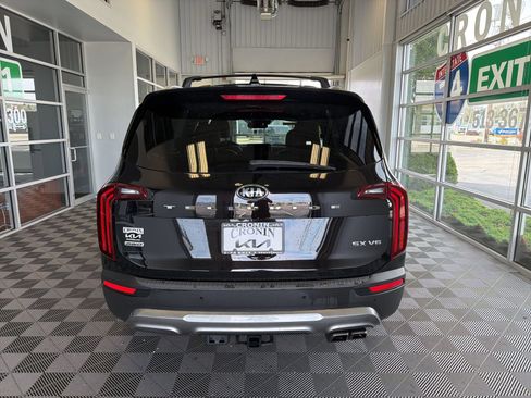 Used 2021 Kia Telluride SX w/ SX Prestige Package image 5