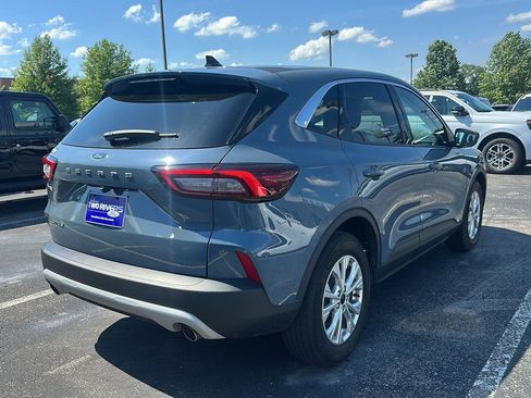 Used 2023 Ford Escape Active FWD image 3