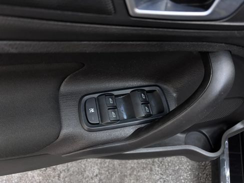 Used 2015 Ford Fiesta ST FWD image 23