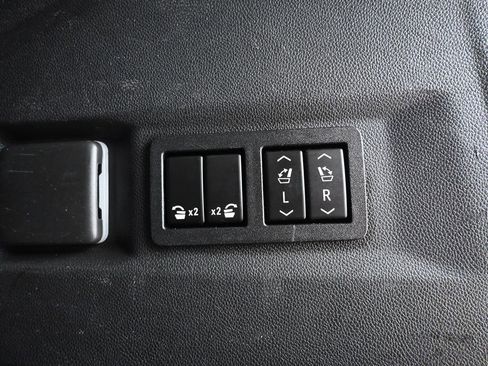 Used 2022 GMC Yukon AT4 w/ Max Trailering Package AWD/4WD image 42
