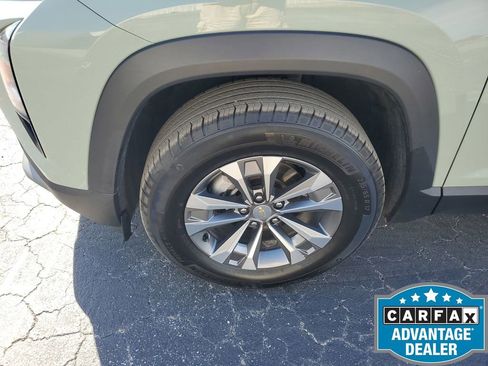 Used 2025 Chevrolet Equinox LT w/ Convenience Package II image 18