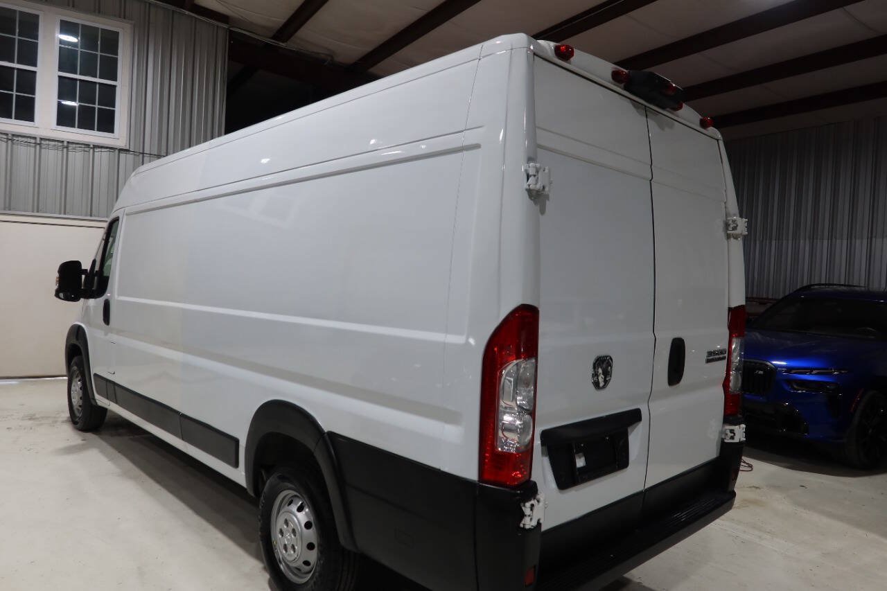 Used 2023 RAM ProMaster 3500 w/ Driver Convenience Group FWD image 3