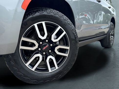Used 2023 GMC Yukon AT4 w/ AT4 Premium Package AWD/4WD image 2