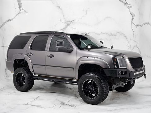 Used 2014 GMC Yukon Denali AWD/4WD image 4