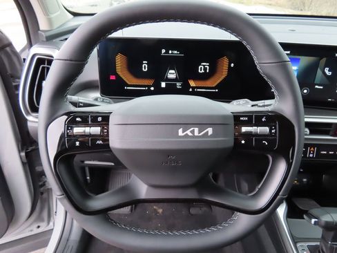 New 2026 Kia Sorento S AWD/4WD image 4