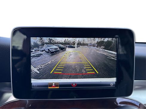 Used 2019 Mercedes-Benz GLC 300 4MATIC image 26