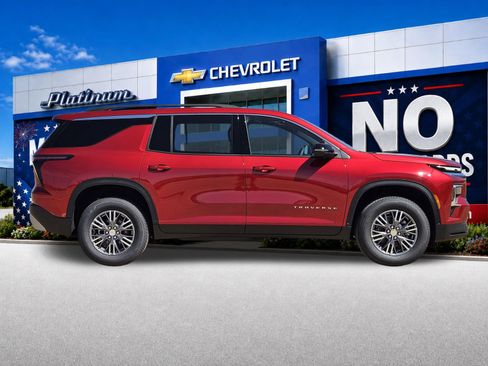 New 2026 Chevrolet Traverse LT FWD image 7