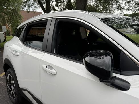 New 2026 Nissan Kicks SV w/ Cold Weather Package FWD image 15