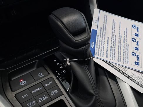 New 2025 Toyota RAV4 XLE image 21