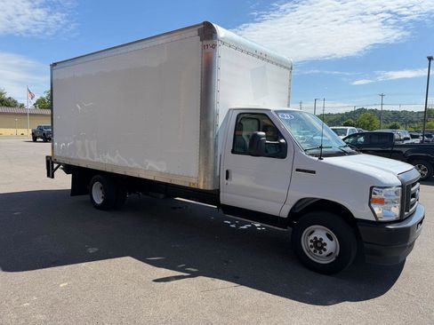 Used 2023 Ford E-350 and Econoline 350 Super Duty w/ Power Windows & Locks Group RWD image 3