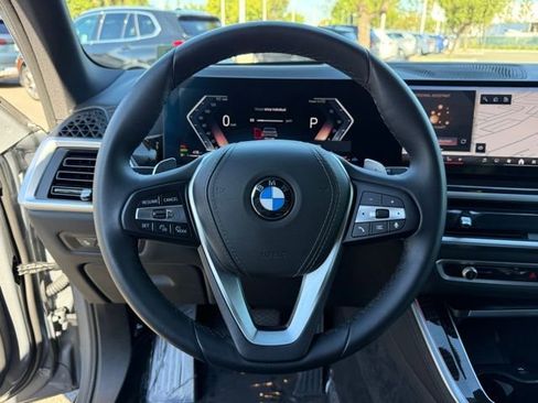 Used 2026 BMW X5 xDrive40i w/ Premium Package image 23