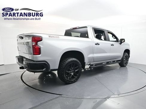 Used 2021 Chevrolet Silverado 1500 LT Trail Boss w/ Bed Protection Package AWD/4WD image 7