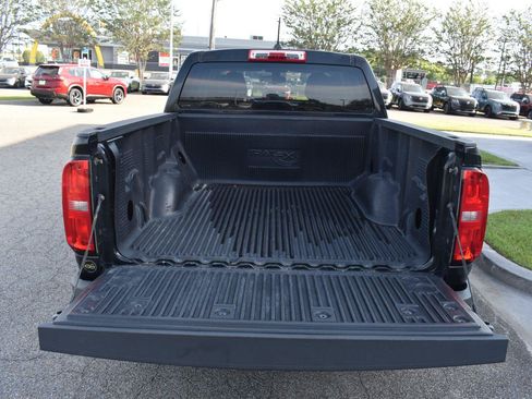 Used 2019 Chevrolet Colorado LT RWD image 13