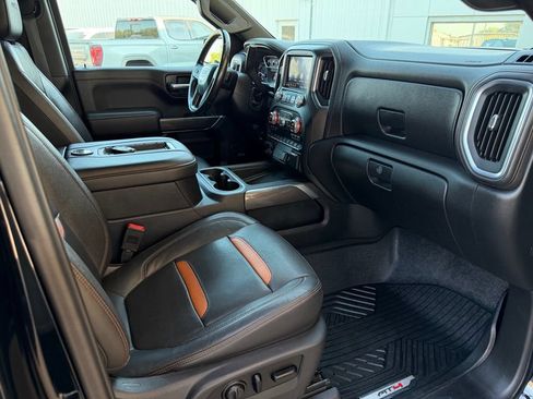Used 2020 GMC Sierra 1500 AT4 w/ AT4 Premium Package AWD/4WD image 16