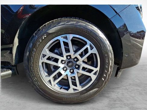 Certified 2025 Ford Expedition Max Active image 7