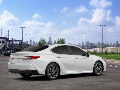 New 2026 Toyota Camry XLE FWD image 31
