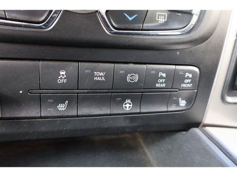 Used 2017 RAM 2500 Big Horn image 30