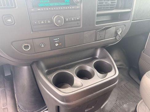 Used 2025 Chevrolet Express 2500 w/ Driver Convenience Package RWD image 5