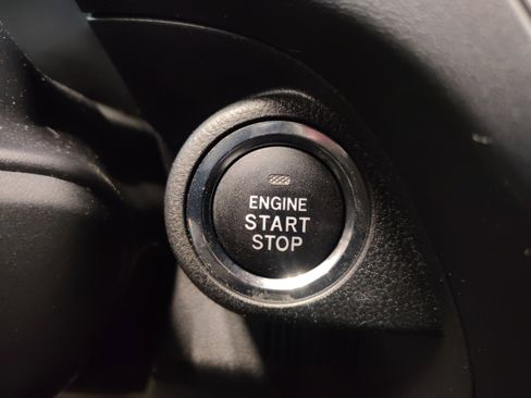 Used 2024 Subaru Impreza 2.0i Sport image 29