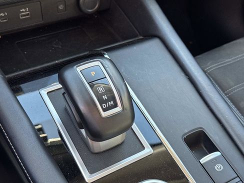 Used 2024 Mitsubishi Outlander FWD image 22