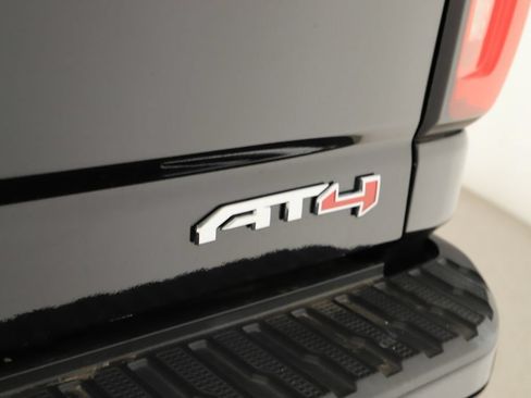 Used 2022 GMC Sierra 2500 AT4 w/ AT4 Premium Plus Package AWD/4WD image 34