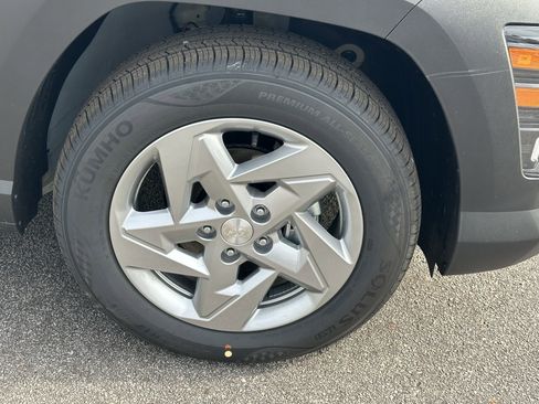 New 2026 Hyundai Kona SE image 14